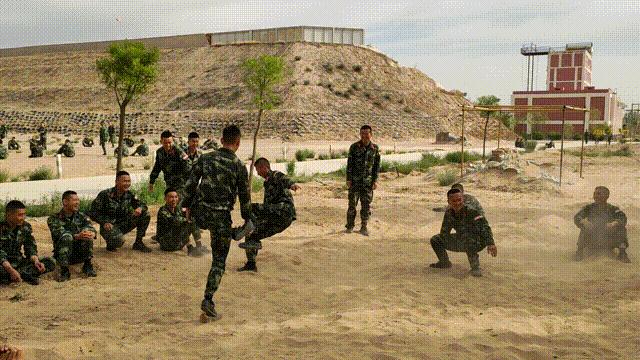 钢铁猛男可爱,钢铁猛男形象