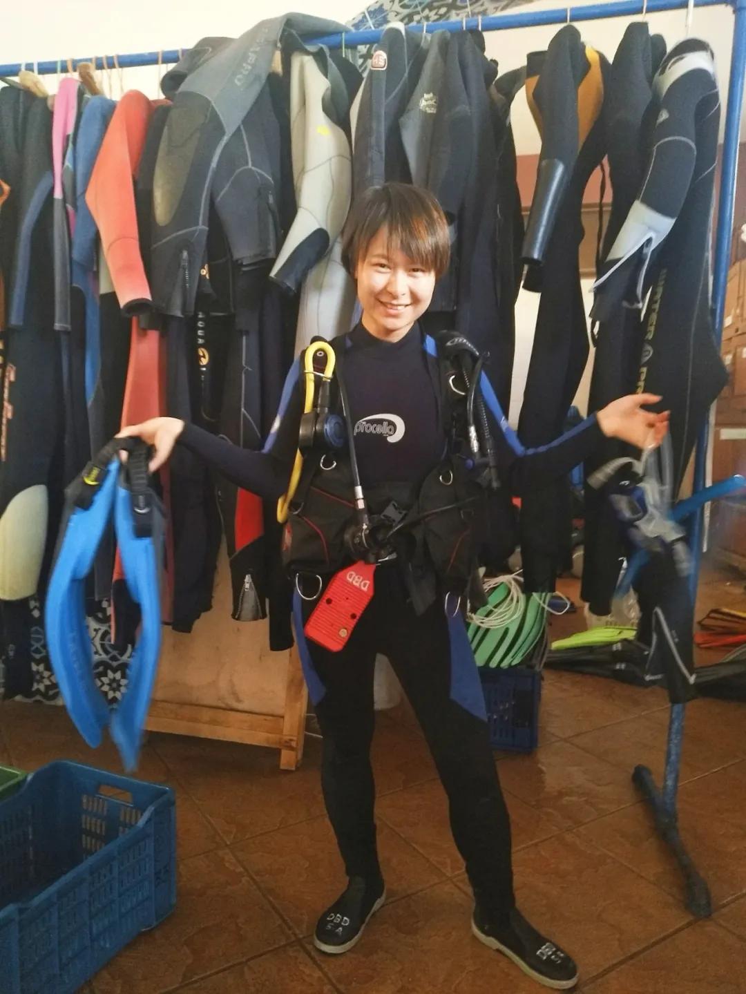 十年后农村女孩逆袭成为女总,一个农村姑娘的十年从乡村到城市