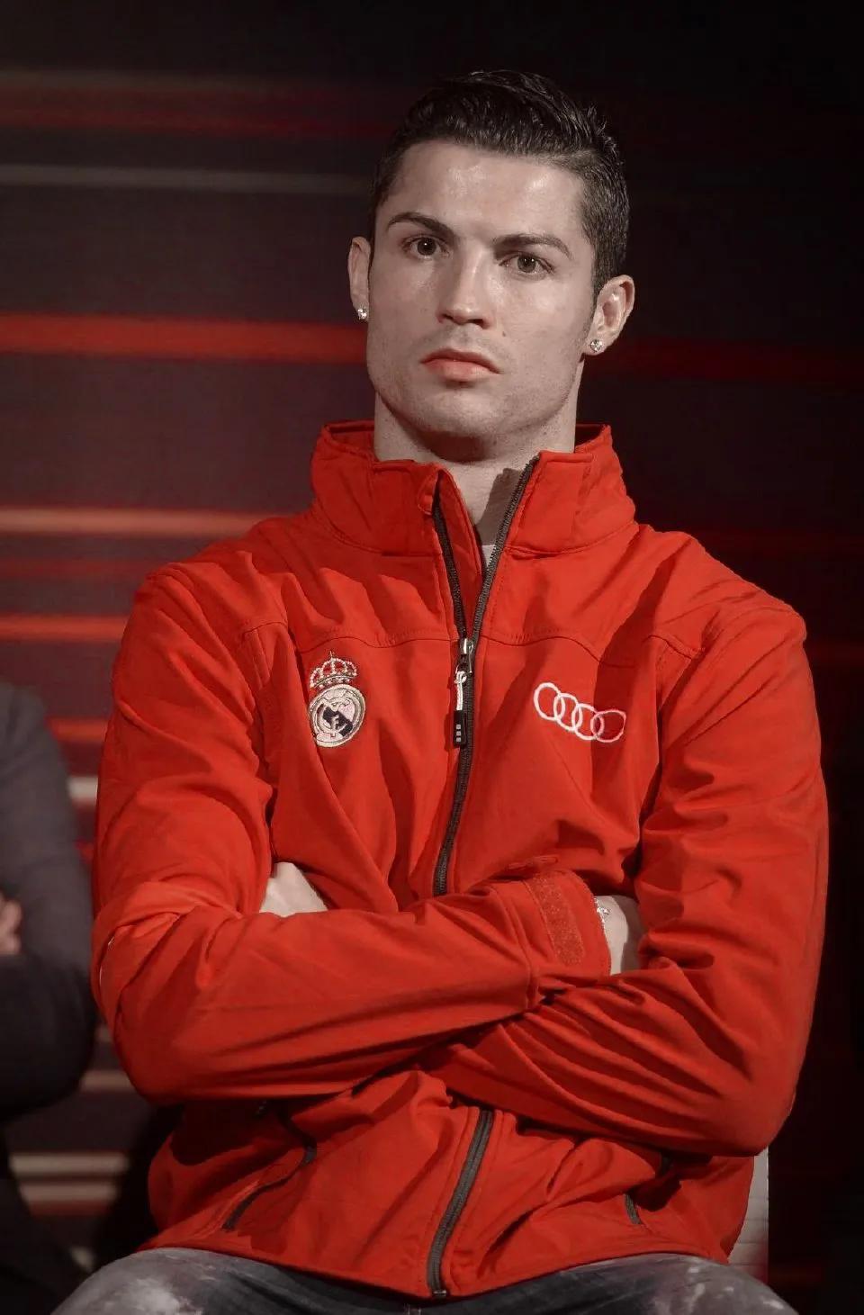 足球遗憾瞬间壁纸,足球如同人生