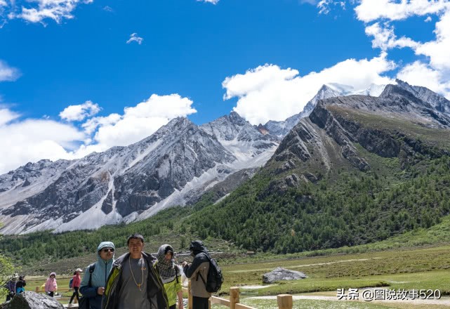 4500米稻城亚丁徒步多少小时,稻城亚丁四千多米海拔爬山四小时