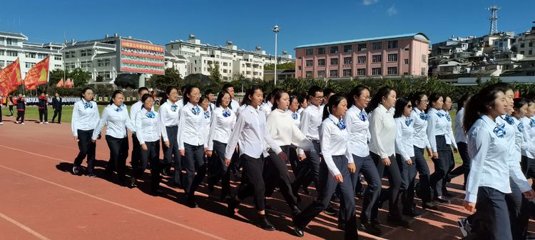 澶у鐢板緞,濂嬫枟闈掓槬寮哄浗鏈夋垜杩愬姩浼氬紑骞曞紡