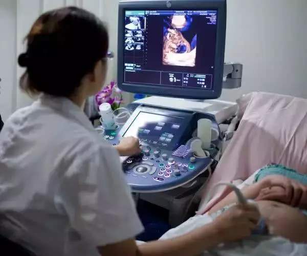 产钳夹伤宝宝医生有责任吗,婴儿产钳夹伤40天还没消正常吗