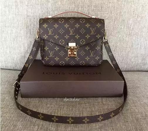 真皮包包怎么保养不会开裂,怎样保养包包更有光泽度