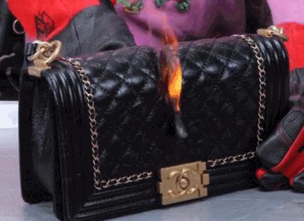 网红如何抗疫？婊气又毒舌的J姐，正在推特上直接打钱