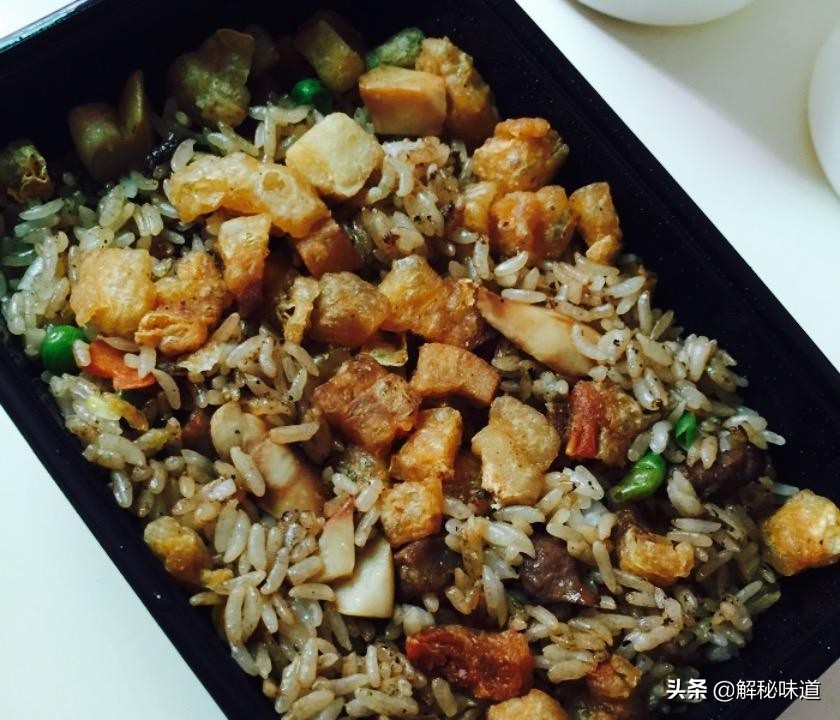 油渣子馅饼怎么做好吃,怎么炸的油渣才好吃