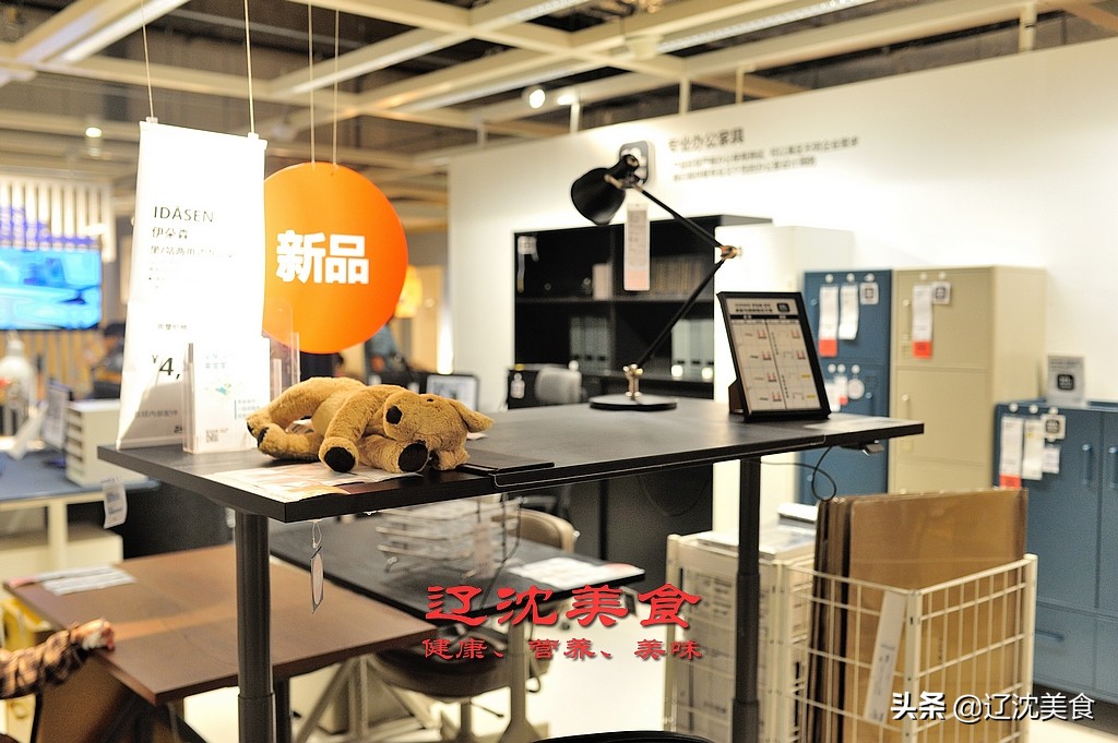 在设计家居的路上一直坚持,在厨房用餐设计