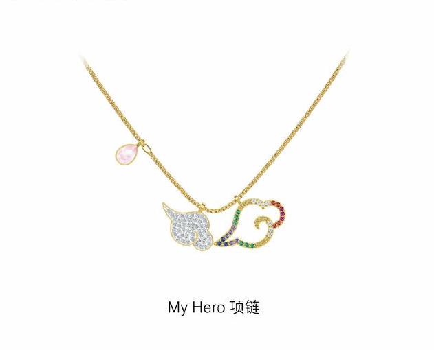 施华洛世奇有天然水晶吗,施华洛世奇的首饰都是仿水晶吗