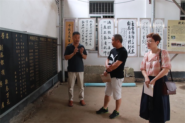 访毓秀学子，忆百年熟小历史