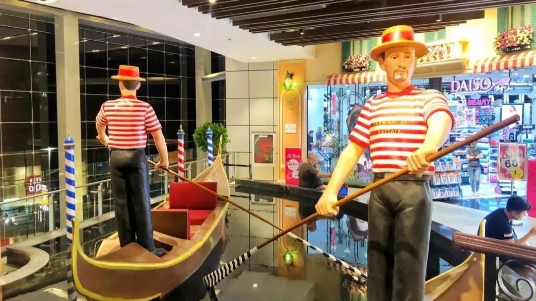 泰国大型购物中心各楼层布局,泰国的购物中心设计