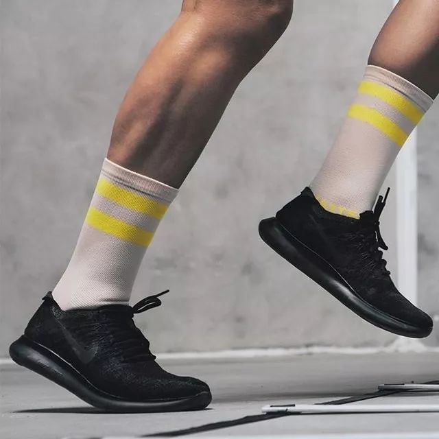 除了nike的鞋子还有什么鞋子好看,除了nike阿迪还有什么鞋好