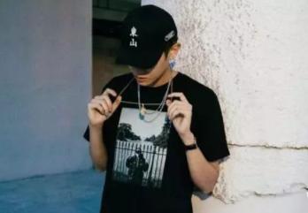 分享几个合法高利润赚钱项目，你能搞定一个，保证月入在2-10万。