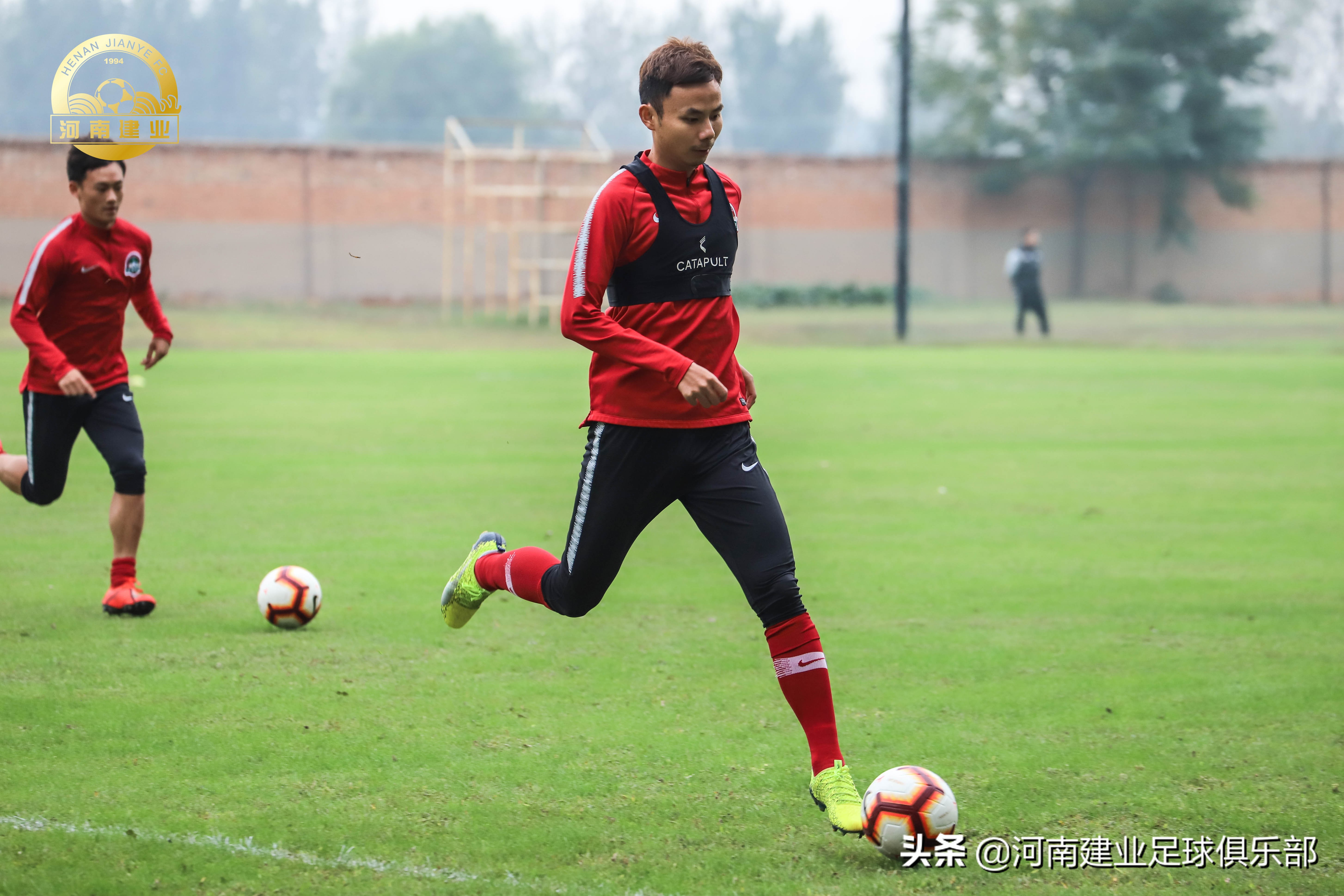 河南建业队新赛季主场,河南建业队直播