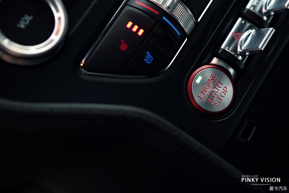 野马mustang宝石红,mustang提车真实评价