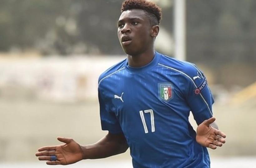 20岁的摩西基恩，在英超联赛黯然失色，是否是下一个巴洛特利