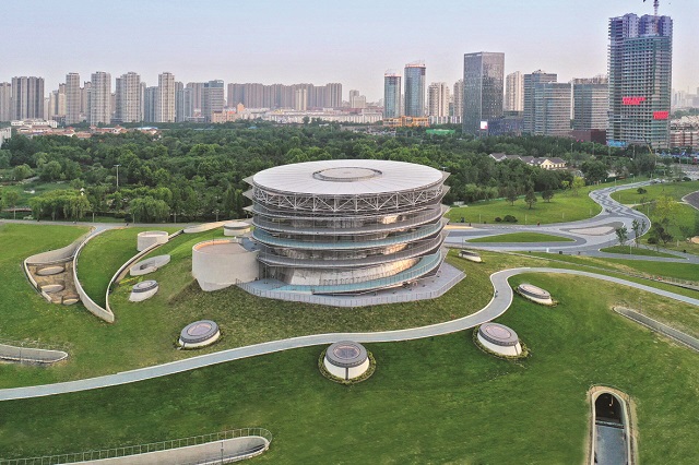 娼捣涓滄柟娉㈡緶澹様,娼捣涓滄柟涓囪薄鏂板煄