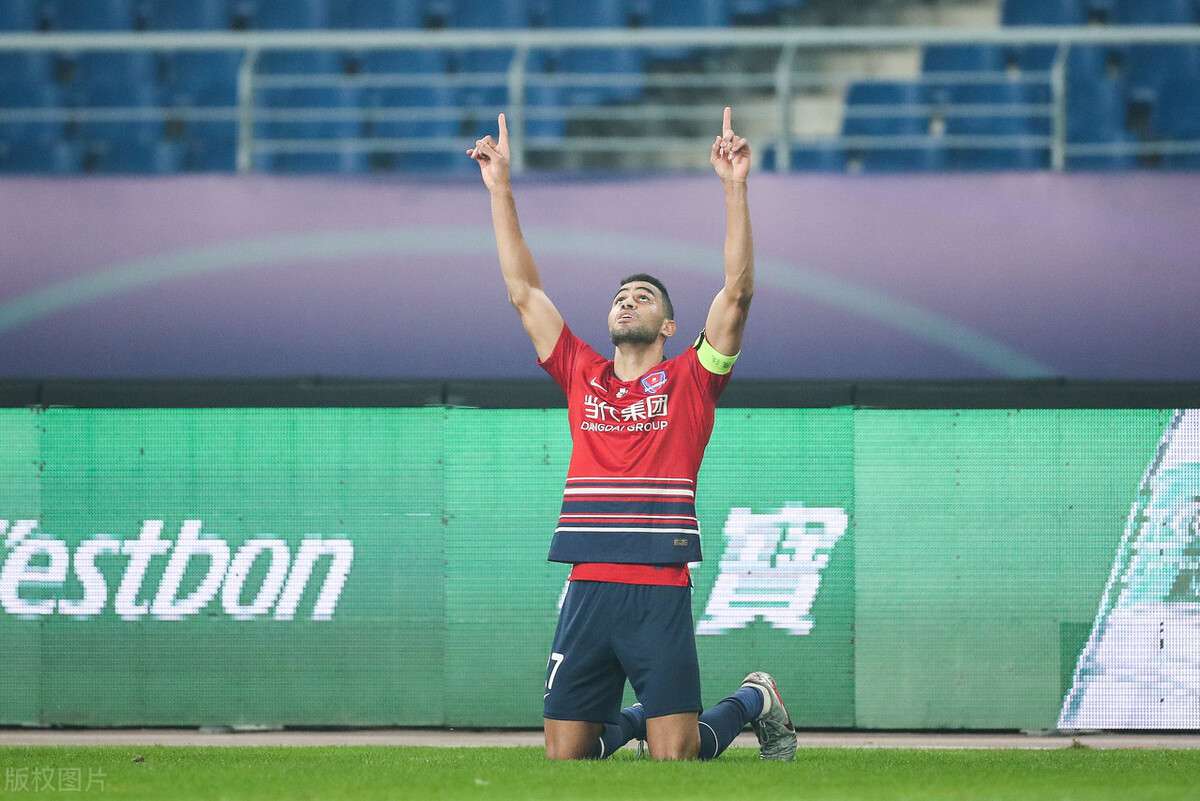 阿奇姆彭最近新消息,阿奇姆彭加盟深圳官宣