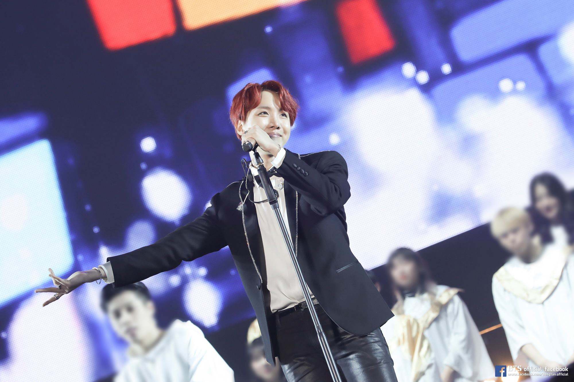 偶像会过劳都是经纪公司害的？带你全面剖析偶像的“杀人行程”