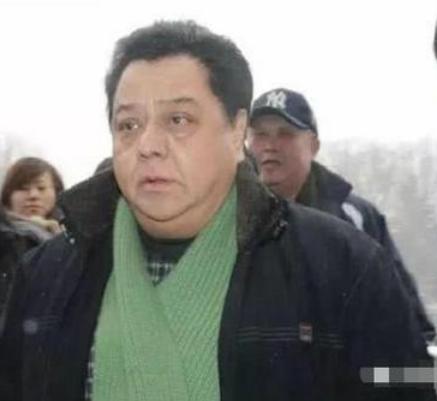 李金斗被敲诈视频,给李金斗洗脚的李金斗