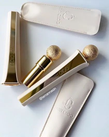 奢侈品下场battle卖口红，爱马仕、周仰杰，该买哪一支？