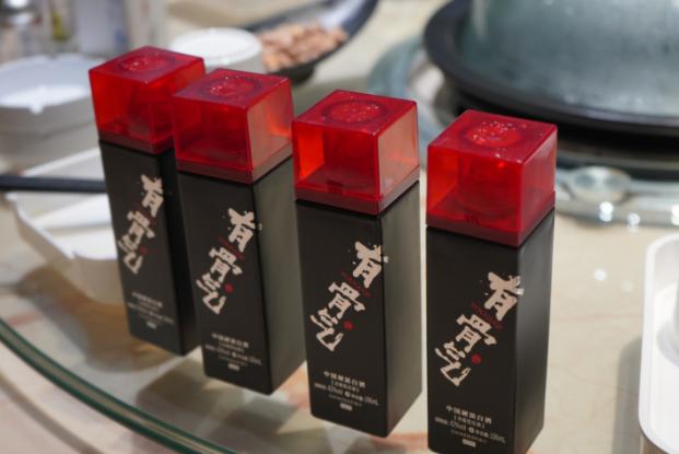 年轻人要努力工作但不要拼命,年轻人努力工作更好的生活