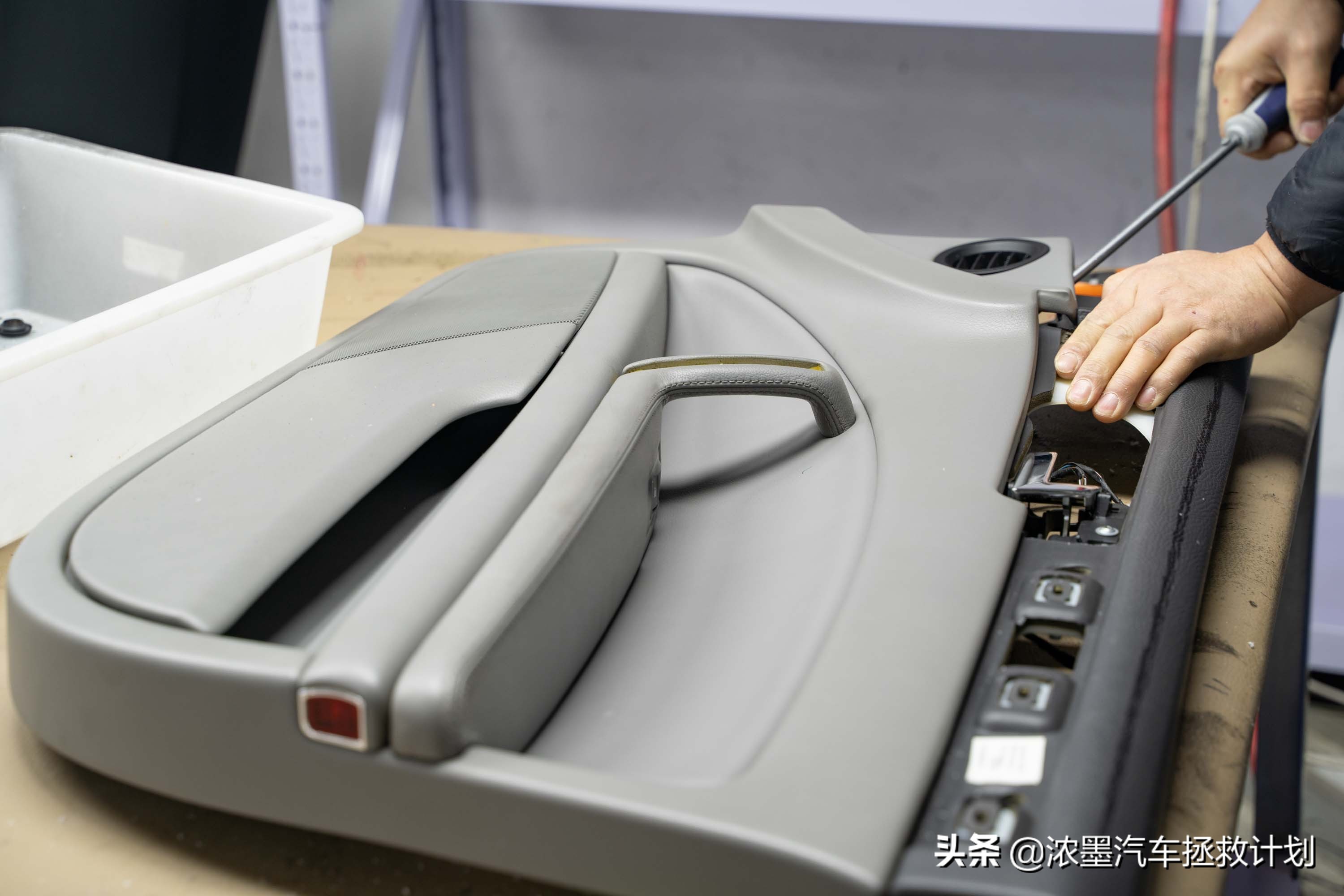 大众辉腾vr6,德系老款大众辉腾