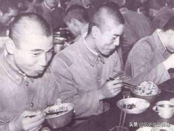 日军侵华国内生活水平伙食变化,日军大佐伙食