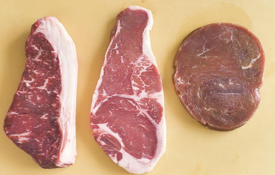 看懂整切牛排和原切牛排的区别,不浪费钱,买到更适合的牛排