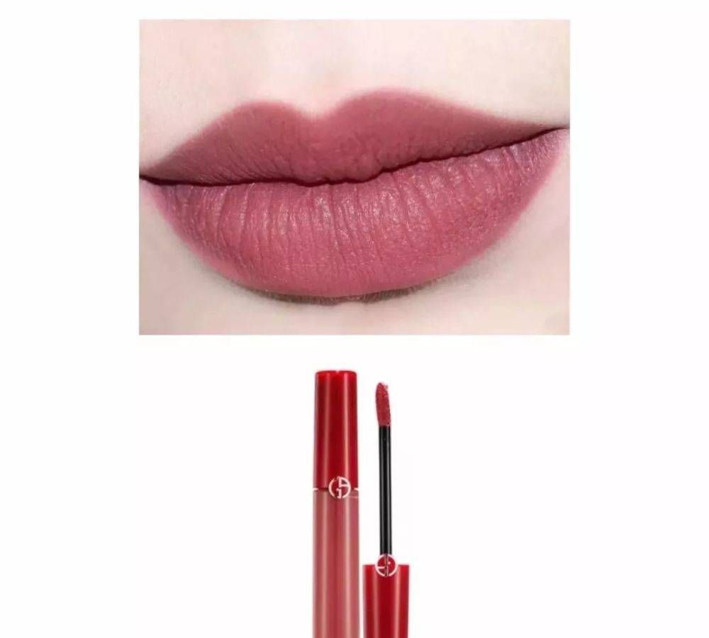 没有烈焰红唇照样slay全场，她的裸色口红真厉害