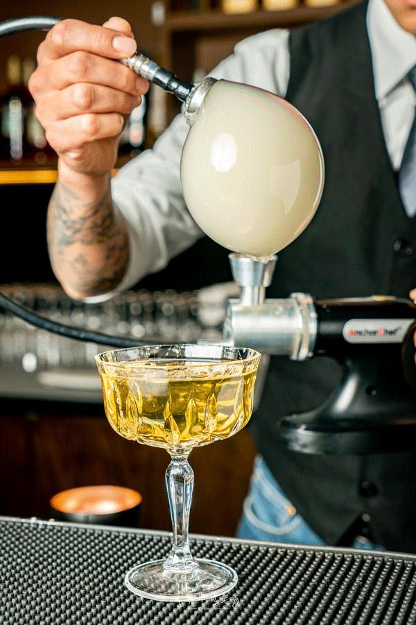 冬日魔都社畜归宿，这8家深夜小酒馆给你温暖