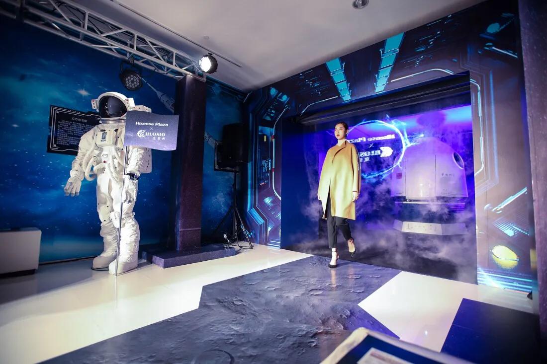 太空创意表演,太空时空秀