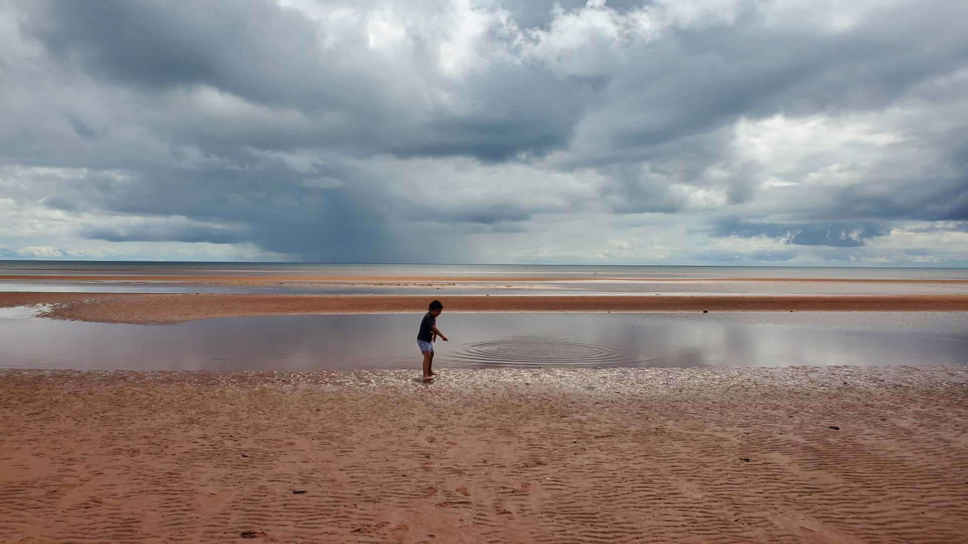 爱德华王子岛旅游,爱德华王子岛避暑之旅