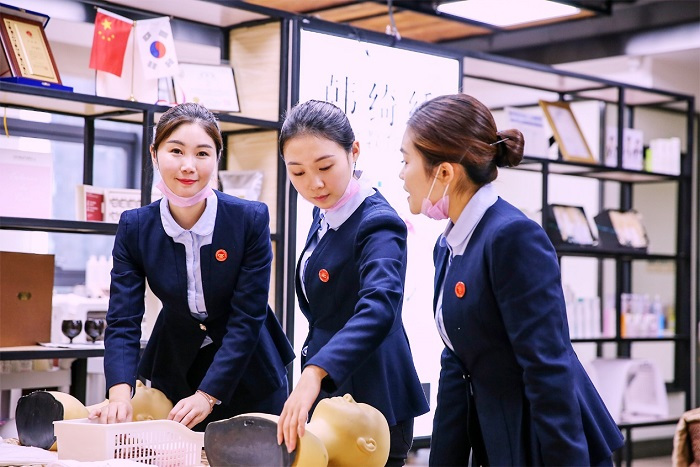 皮肤管理入门项目,小白如何入行皮肤管理行业