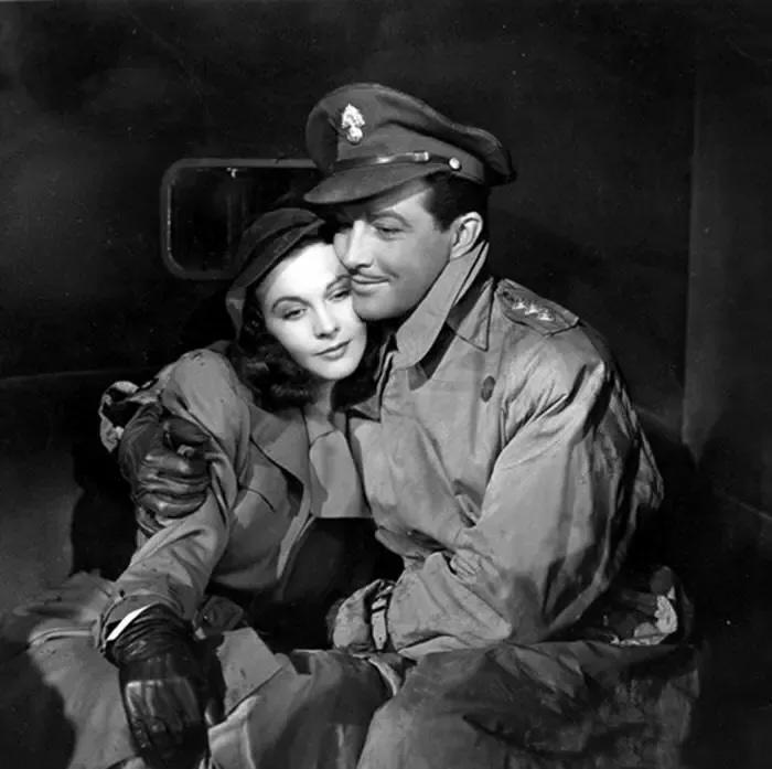 下雨时的伦敦,雨天的伦敦视频