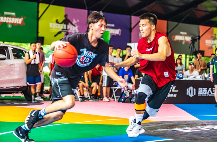 燃放激情哈弗F5虎扑路人王篮球挑战赛魔都开战