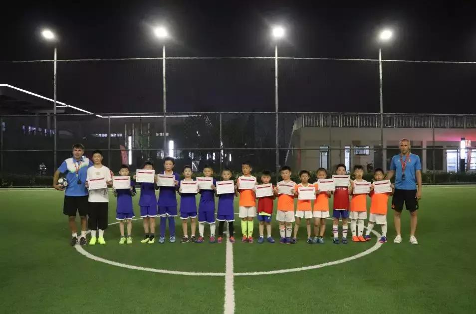 足球班报名,秋季足球招生