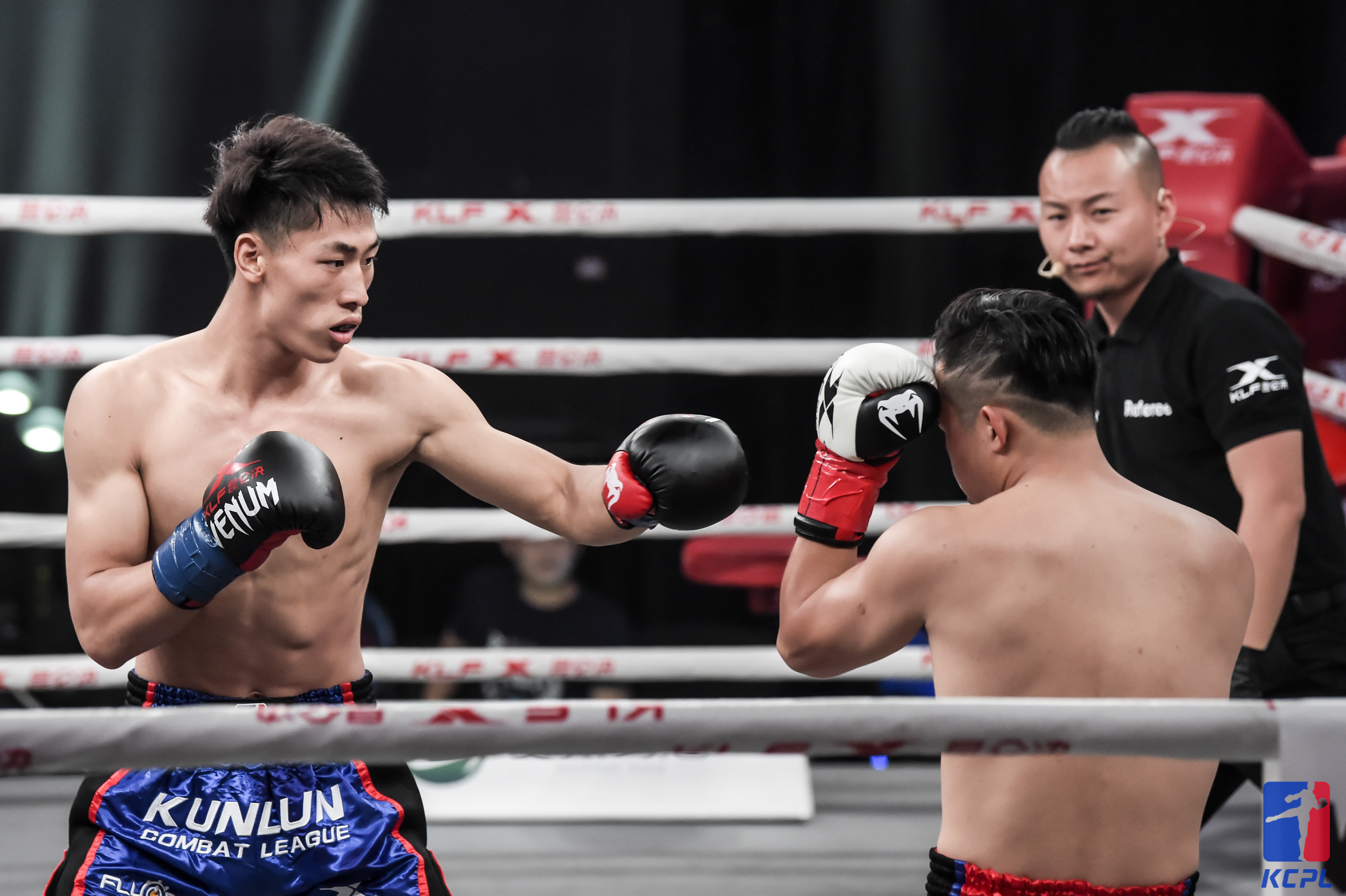 这个中国最被低估的格斗豪门，距离制霸搏击江湖仅剩一步