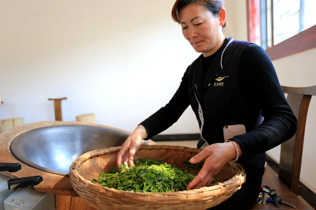 忘掉西湖吧，黄陂花乡茶谷的龙井同样醉人