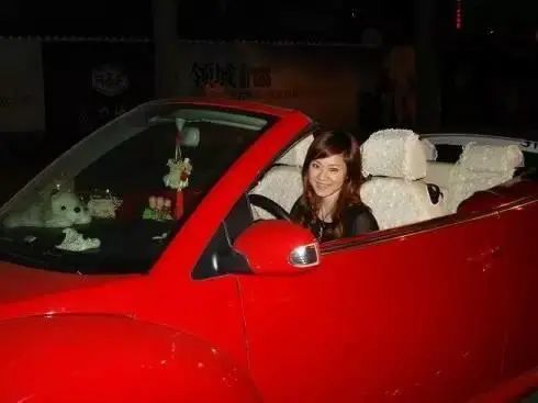 王健林的父子现状,王健林父子差距