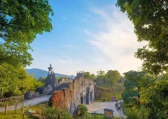 倒数狂欢夜,清远森波拉奇妙世界主题乐园住宿