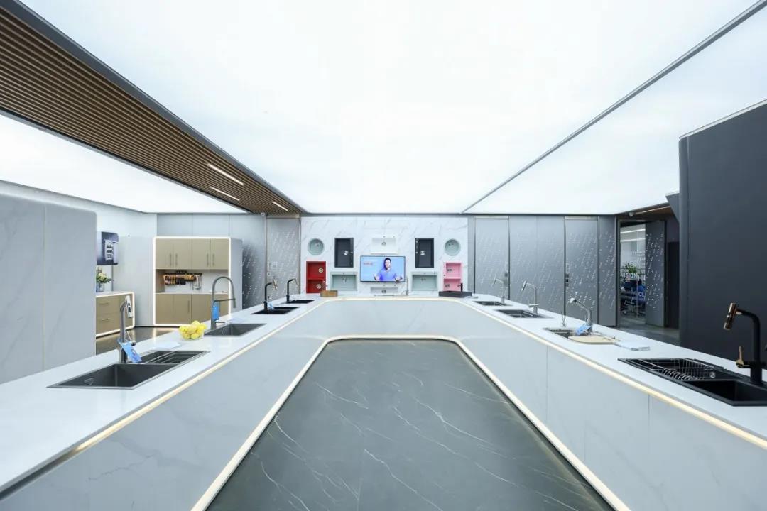 鎮嶉珮闆嗗洟鑲′唤鏈夐檺鍏徃鍥剧墖,鎮嶉珮浜旈噾瀹樼綉