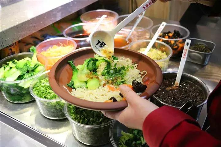 做一碗面的调料,做一碗好吃的面需要几步