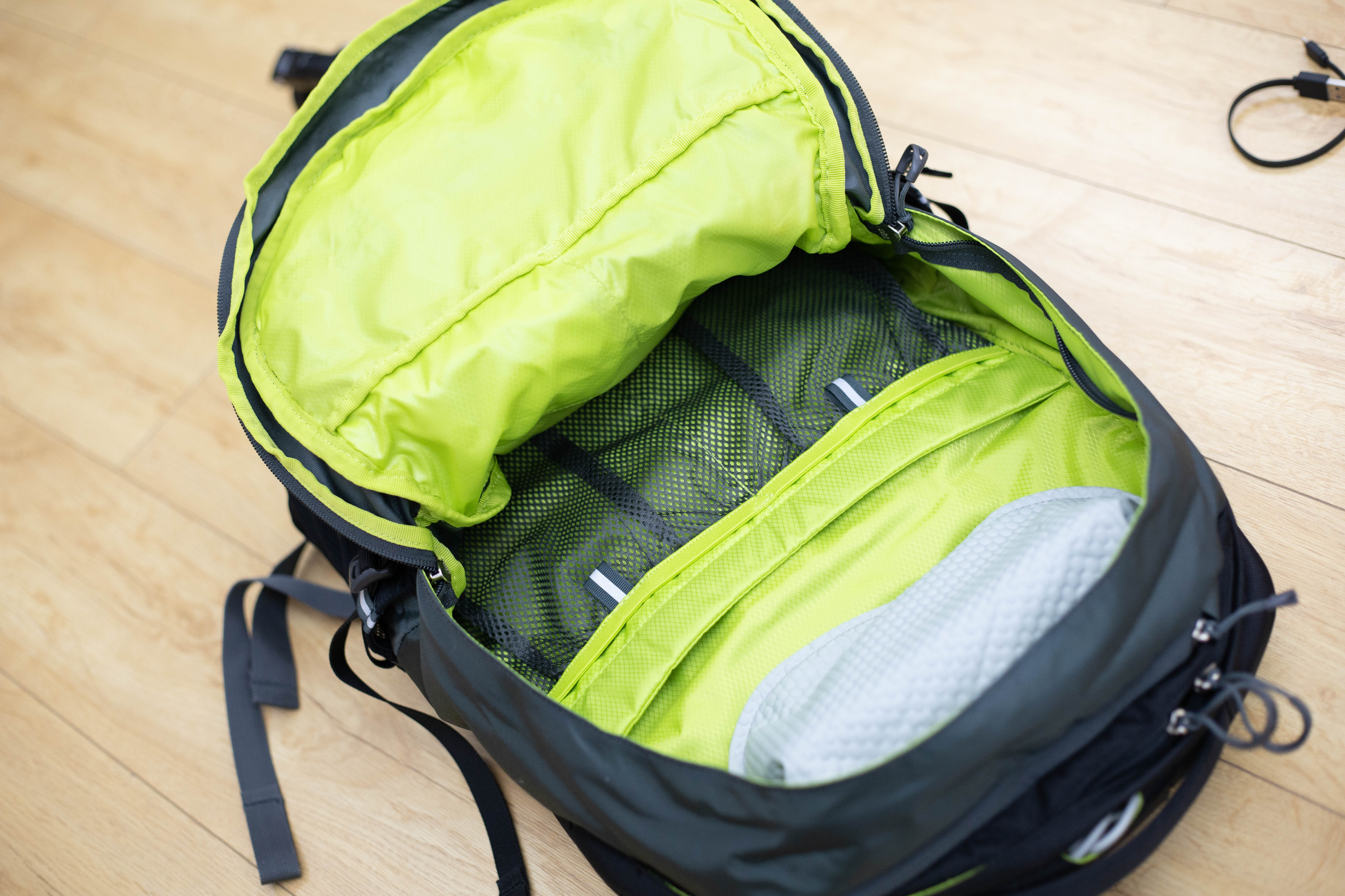 通勤男款双肩包推荐,男人双肩包推荐奢侈品