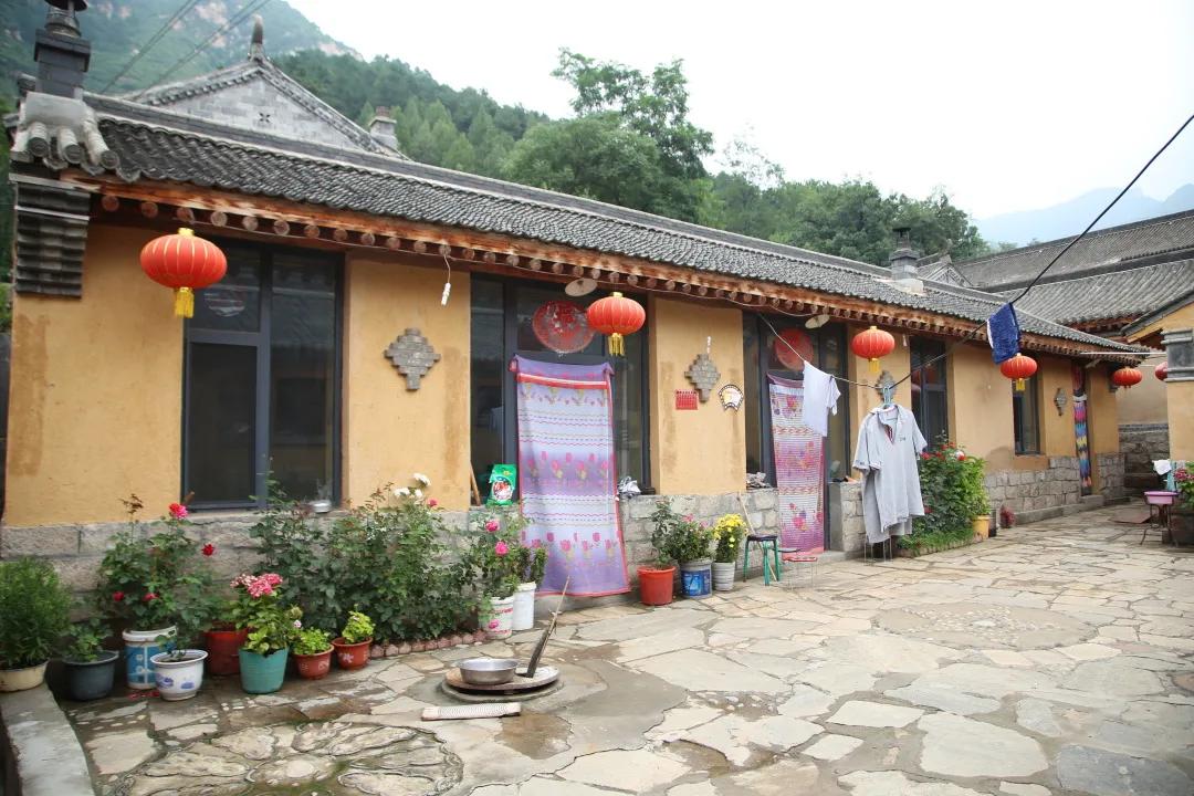 脱贫攻坚彪炳史册,伟大壮举中国脱贫攻坚成就展视频