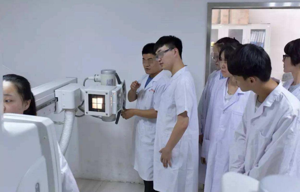 体育老师和音乐老师配吗,体育老师和音乐老师都很重要