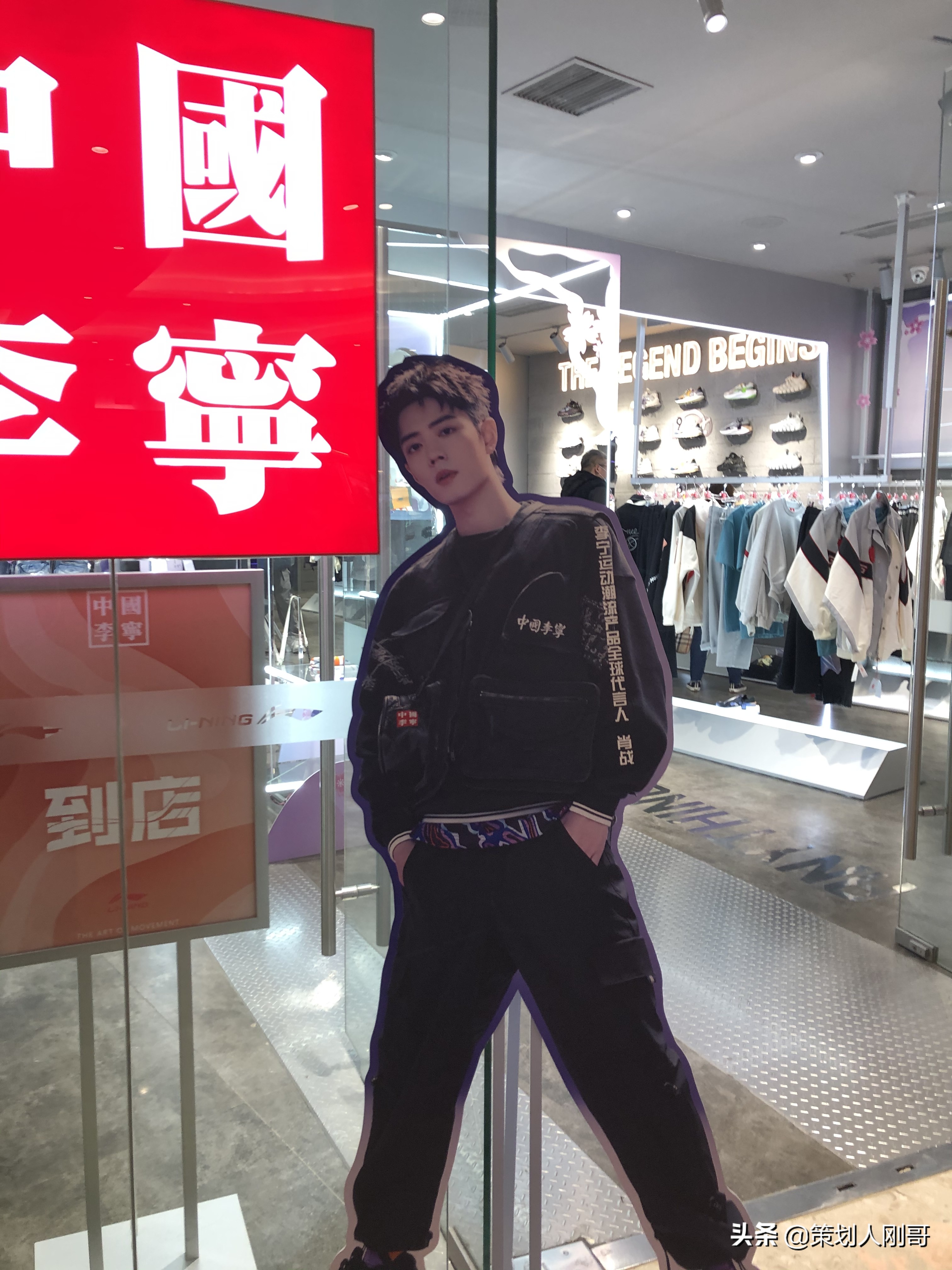 耐克阿迪谁更强,耐克阿迪再续往日辉煌