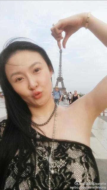 香港宅男女神赤脚护子因上围傲人被定型性感路线自言不介意