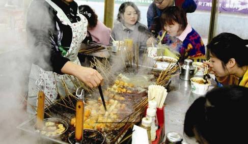 吴昕点外卖麻辣烫,吴昕麻辣烫只吃两口