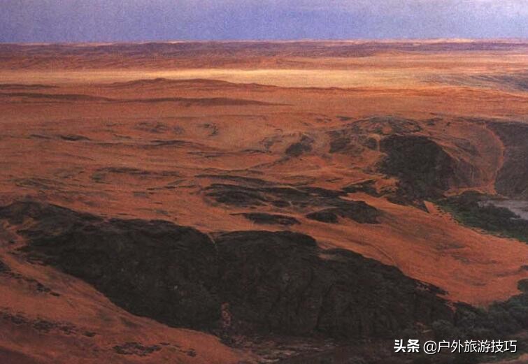 野外找水源最好的办法,野外四种找水方法