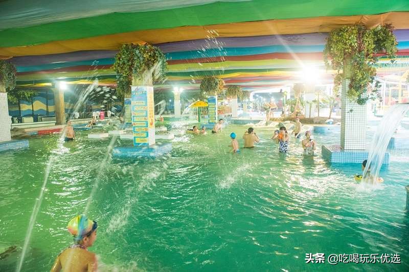 海拉尔淘气堡室内滑梯,欧乐堡水上世界儿童水滑梯