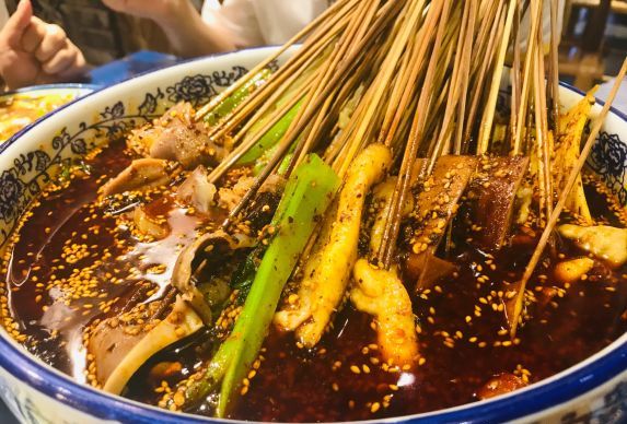 成都钵钵鸡哪里的最好吃,成都这个钵钵鸡好吃到令人上头